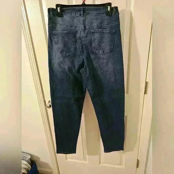 NWT Vintage Dark Wash Stretchy Jeans Petite Size L - Picture 4 of 4